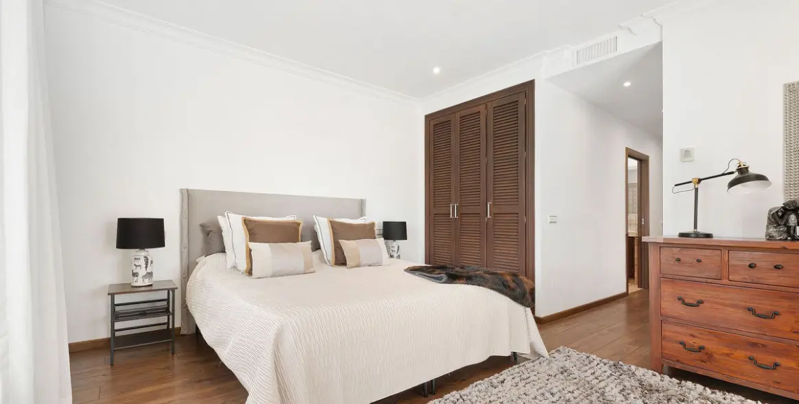 Sale of detached villa in San Pedro de Alcántara 20