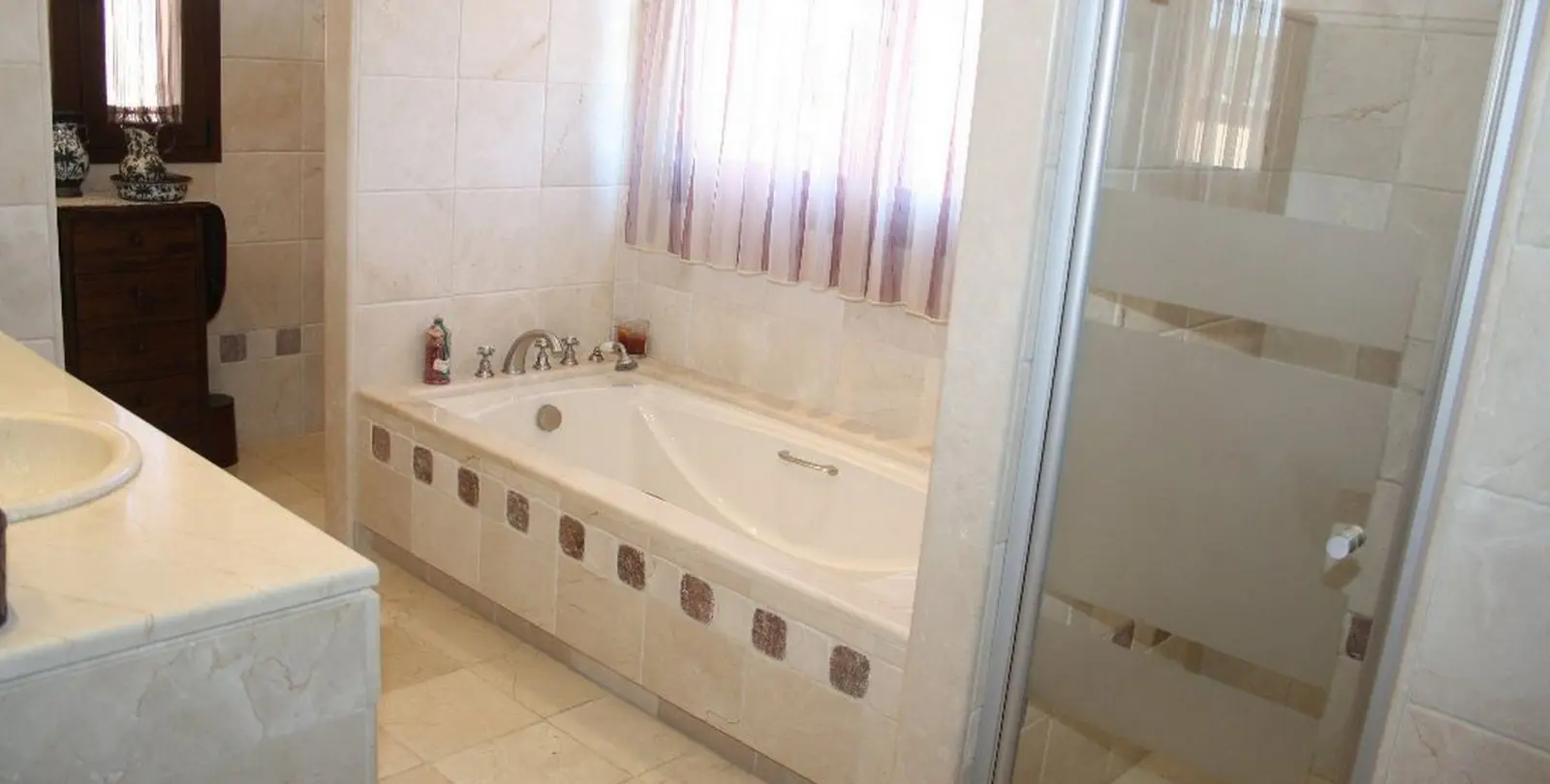Продажа финки в Estepona 18