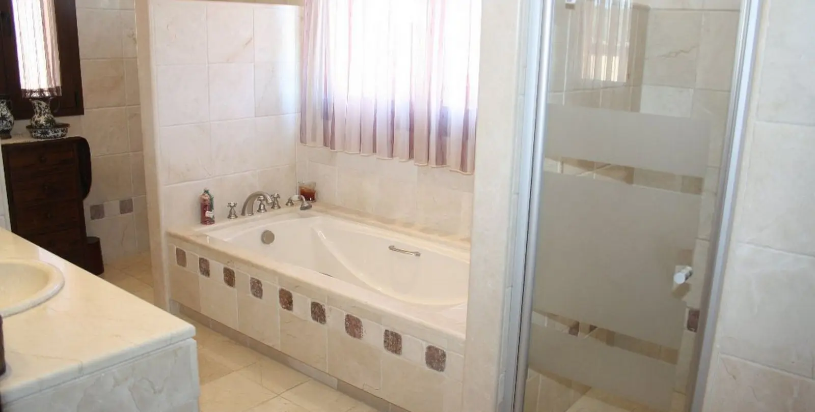 Продажа финки в Estepona 19