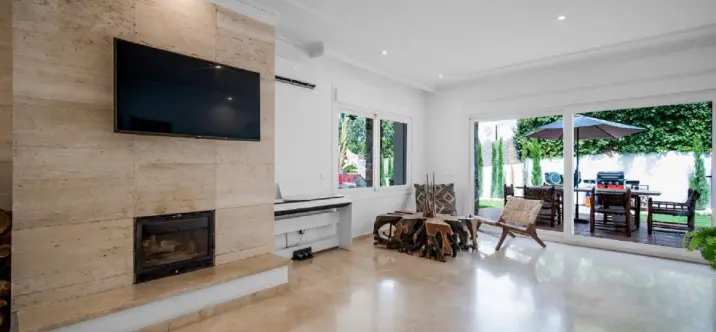 Sale of detached villa in Nueva Andalucía 4