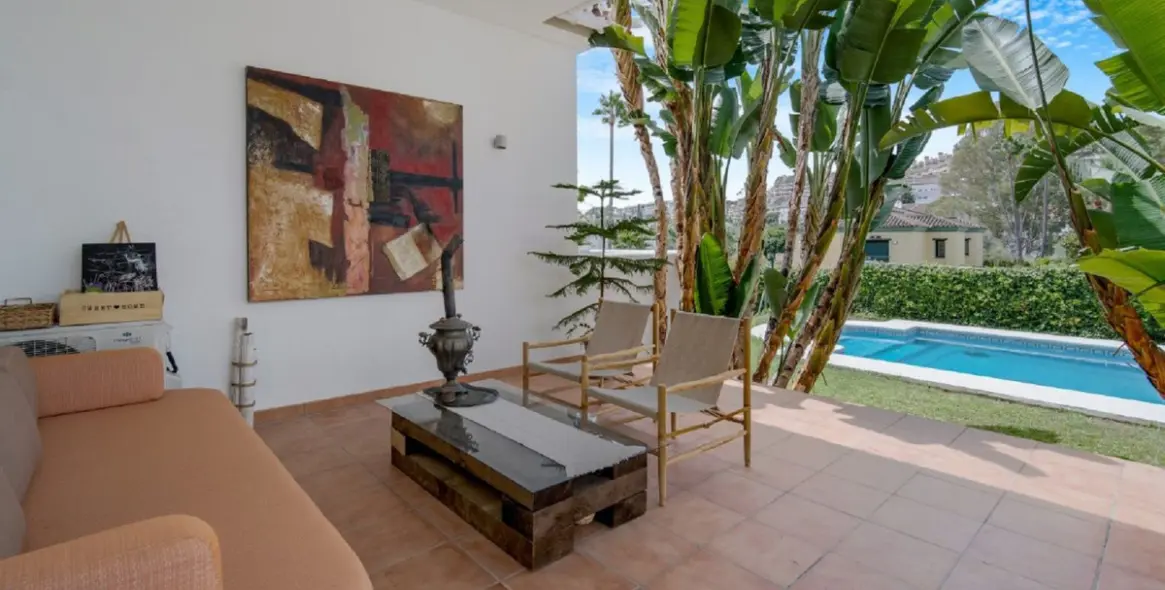 Sale of detached villa in Nueva Andalucía 17