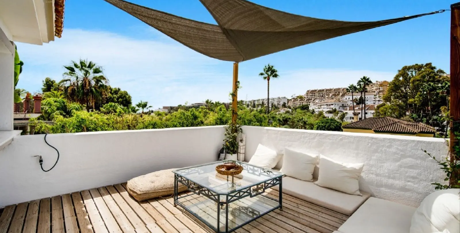 Venta de villa independiente en Nueva Andalucía 20