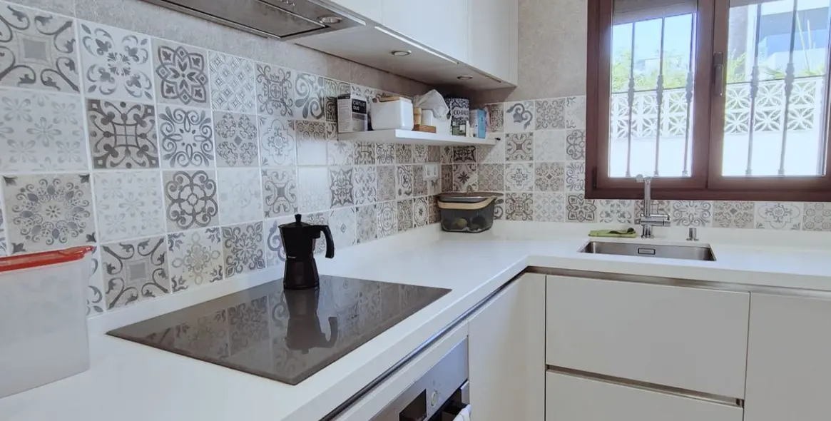 Продажа  отдельно стоящей виллы в San Pedro de Alcántara 11