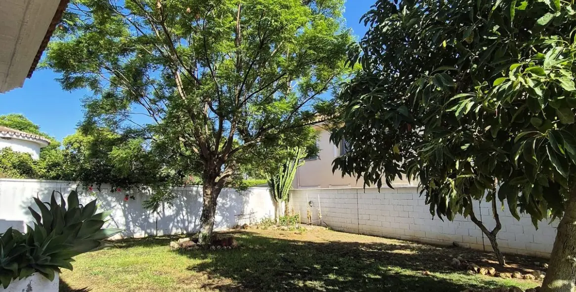 Продажа  отдельно стоящей виллы в San Pedro de Alcántara 22