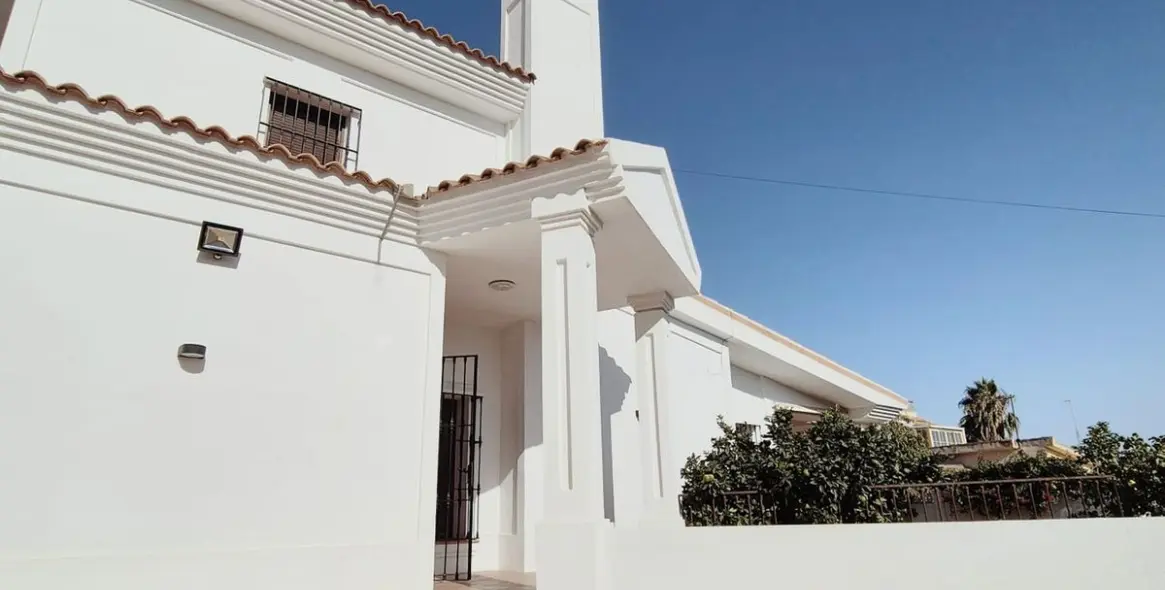 Продажа  отдельно стоящей виллы в San Pedro de Alcántara 32