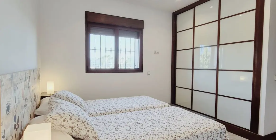 Продажа  отдельно стоящей виллы в San Pedro de Alcántara 41