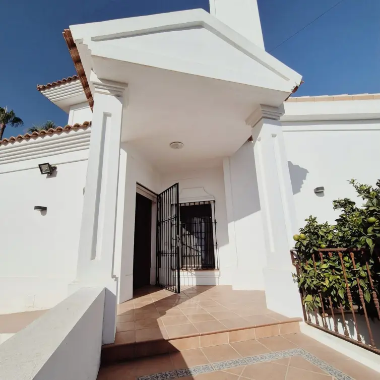 Venta de villa independiente en San Pedro de Alcántara