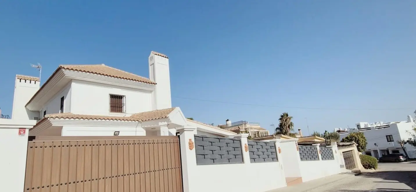 Venta de villa independiente en San Pedro de Alcántara 4