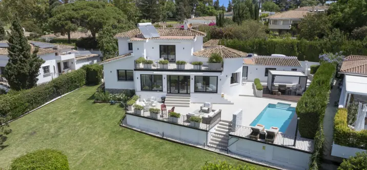 Venta de villa independiente en Guadalmina Alta 0