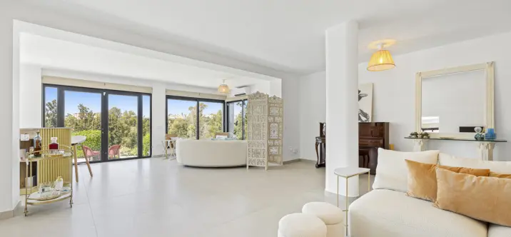 Venta de villa independiente en Guadalmina Alta 1