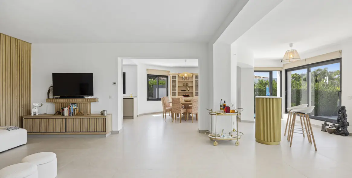 Venta de villa independiente en Guadalmina Alta 5