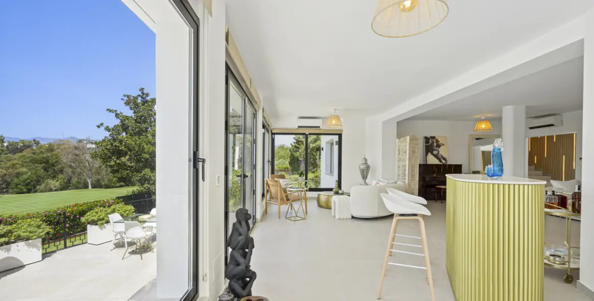 Venta de villa independiente en Guadalmina Alta 12