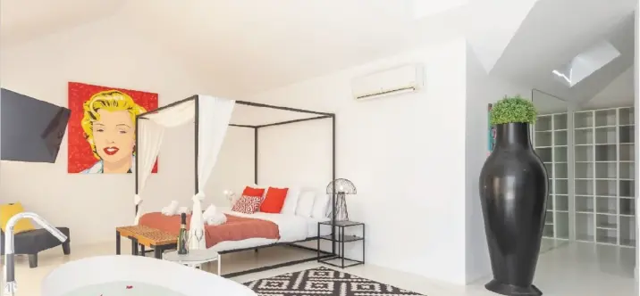 Long-term rent of penthouse in The Golden Mile 2