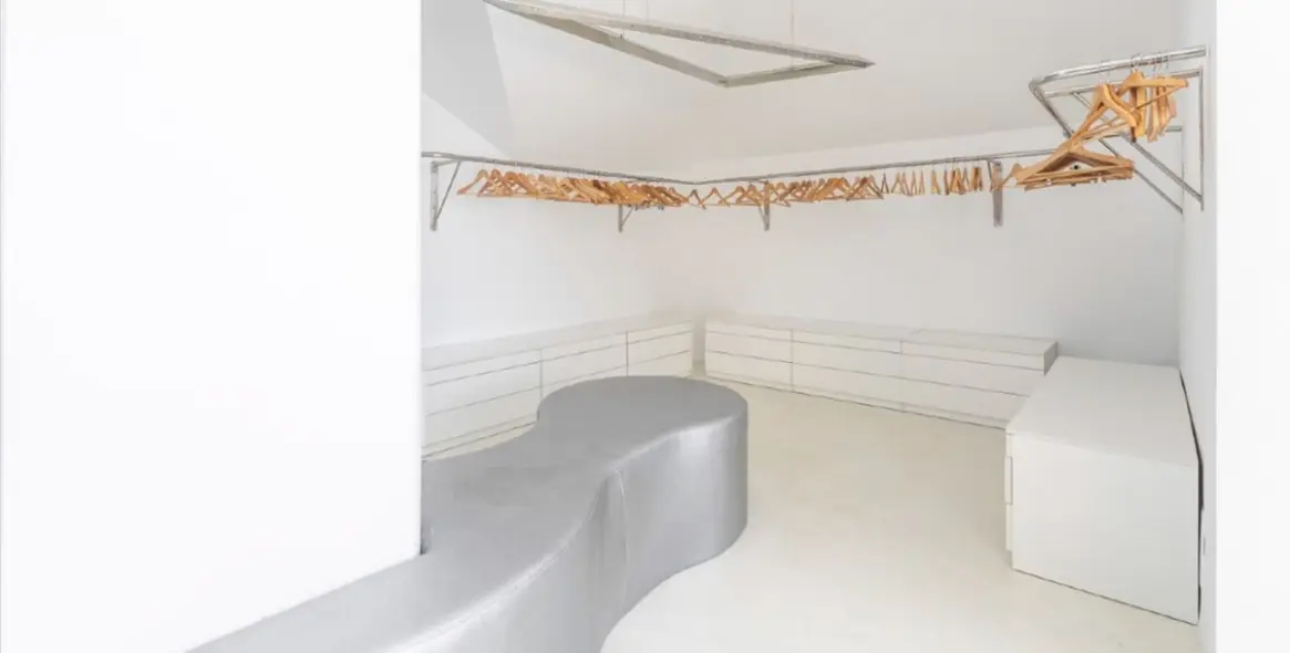 Long-term rent of penthouse in The Golden Mile 5