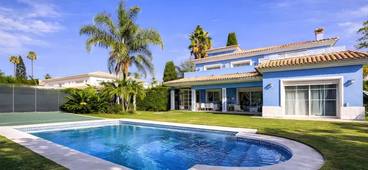 Venta de villa independiente en Guadalmina Baja 0