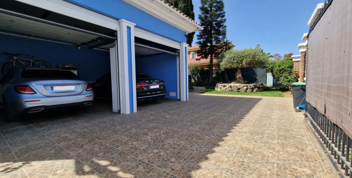 Venta de villa independiente en Guadalmina Baja 5