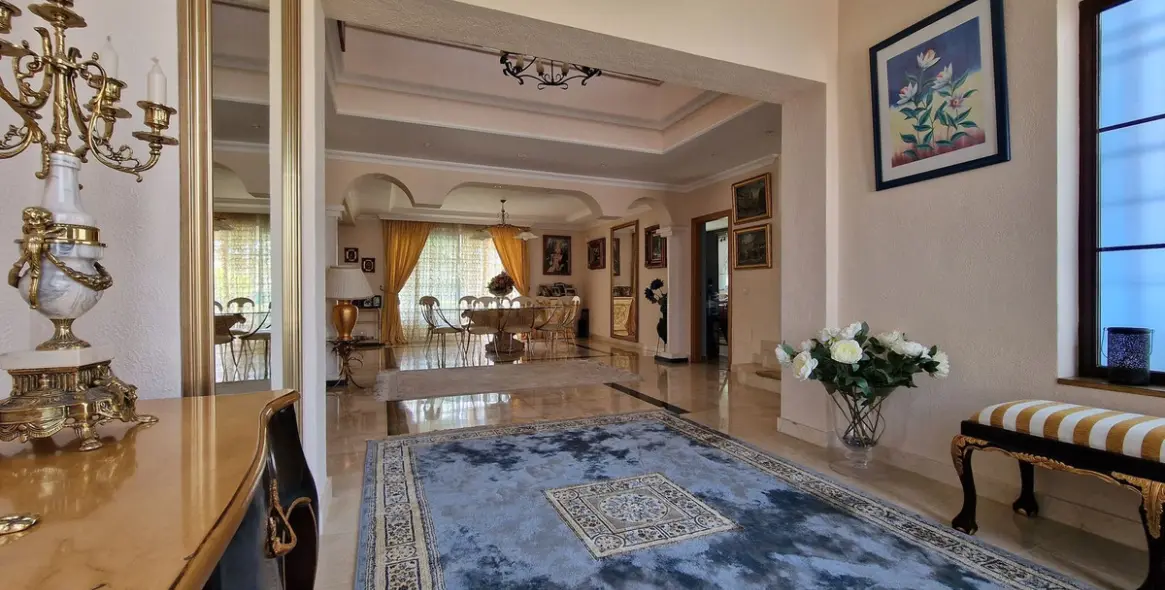 Venta de villa independiente en Guadalmina Baja 9