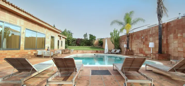 Venta de villa independiente en Atalaya 0