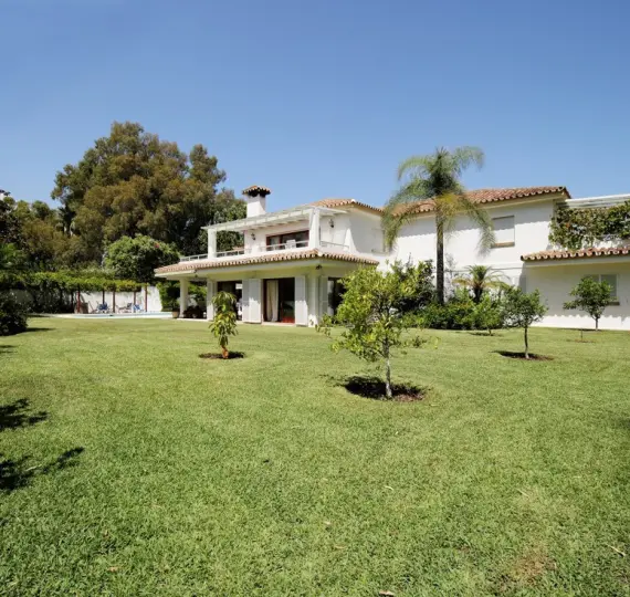 Oтдельно стоящая вилла R4965571