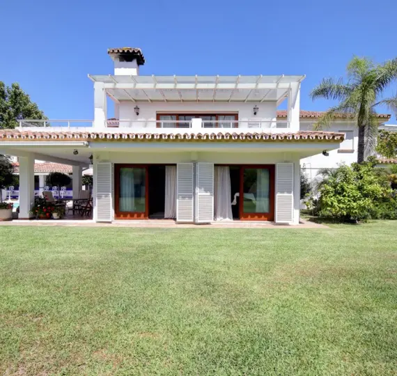 Oтдельно стоящая вилла R4965571