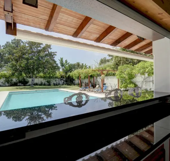 Oтдельно стоящая вилла R4965571