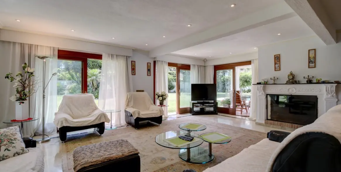 Venta de villa independiente en Costalita 12