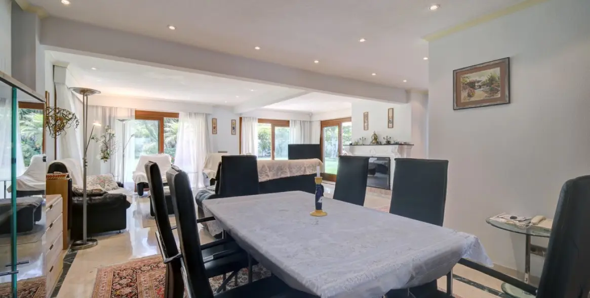 Venta de villa independiente en Costalita 13