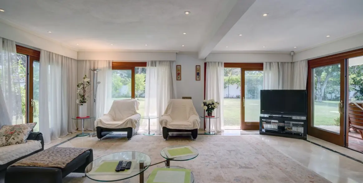 Venta de villa independiente en Costalita 15