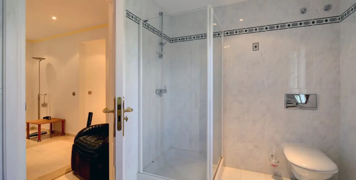 Sale of detached villa in Costalita 26