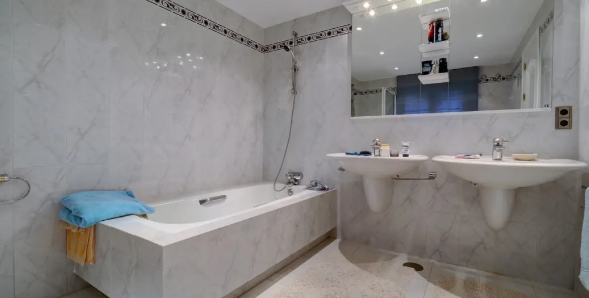Venta de villa independiente en Costalita 22