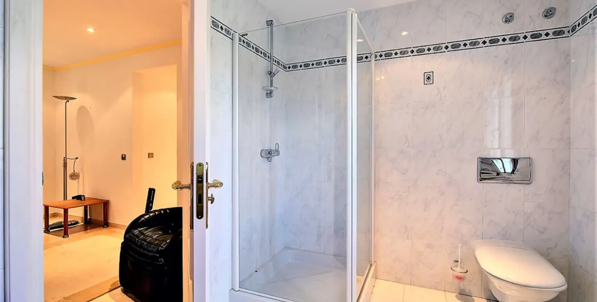 Sale of detached villa in Costalita 26