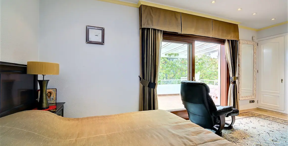 Sale of detached villa in Costalita 30