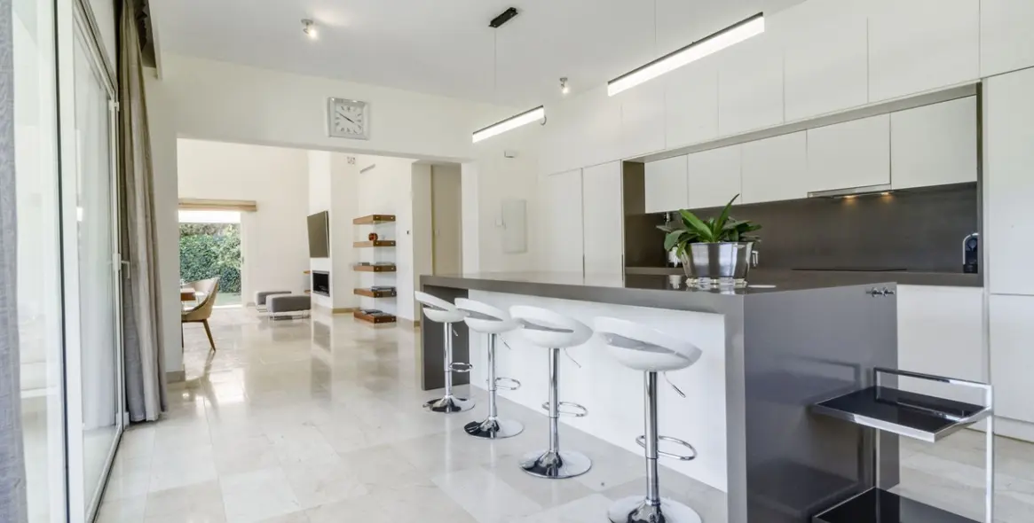 Venta de villa independiente en Guadalmina Baja 4