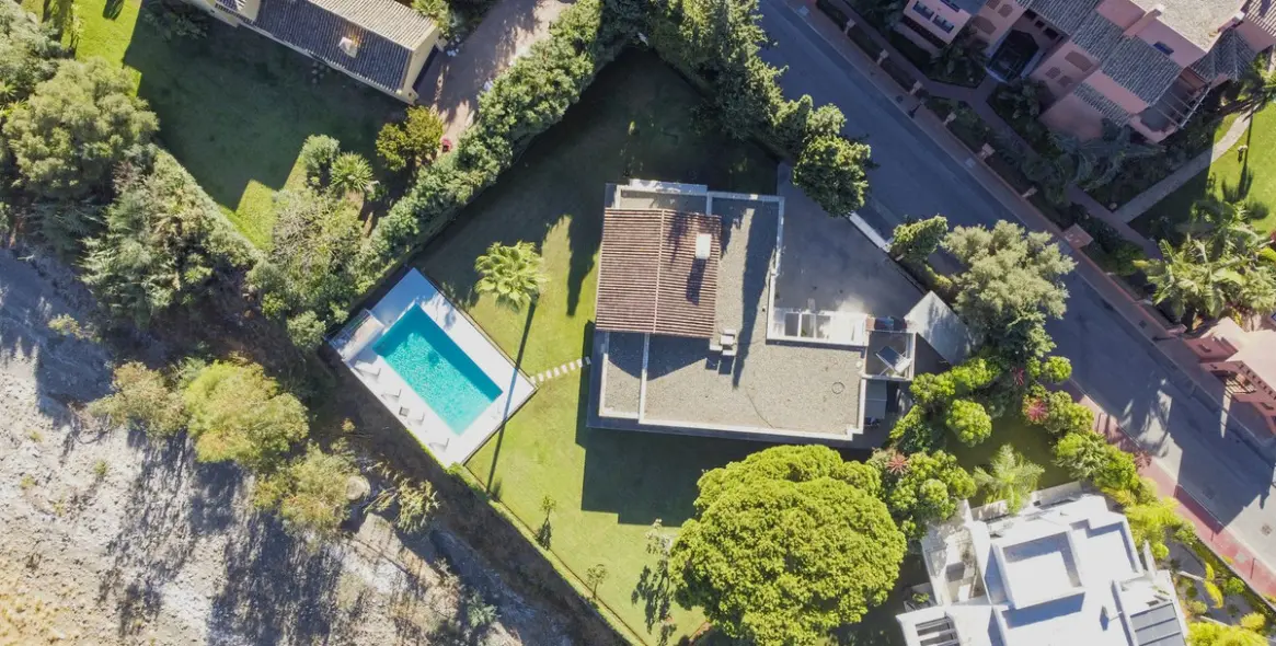 Venta de villa independiente en Guadalmina Baja 13