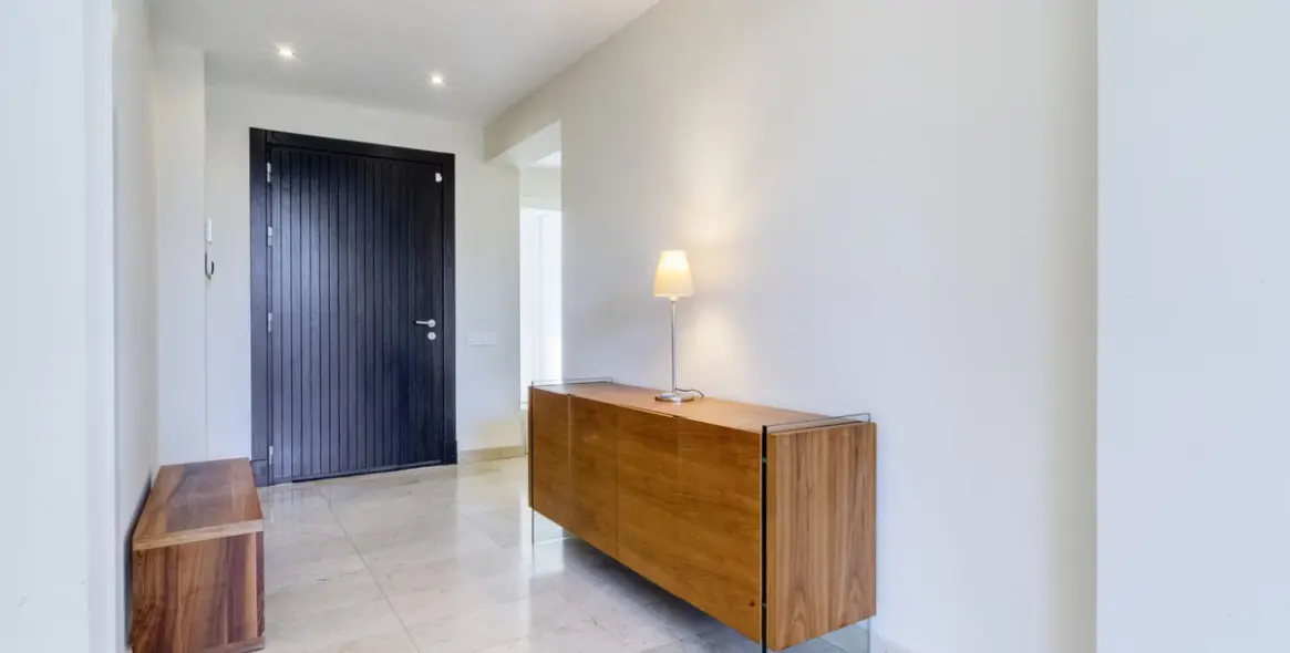 Venta de villa independiente en Guadalmina Baja 14