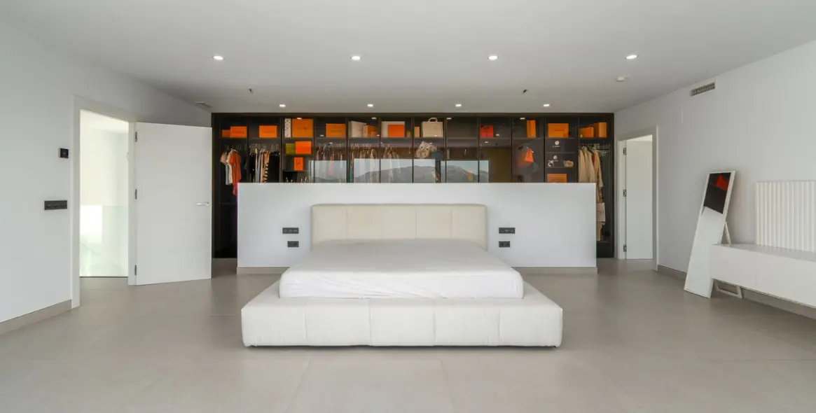 Venta de villa independiente en Marbella East (distrito La Mairena) 10