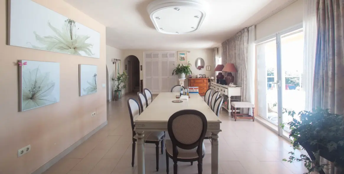 Venta de villa independiente en Estepona 9