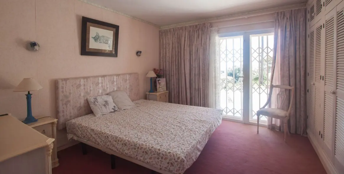 Venta de villa independiente en Estepona 11