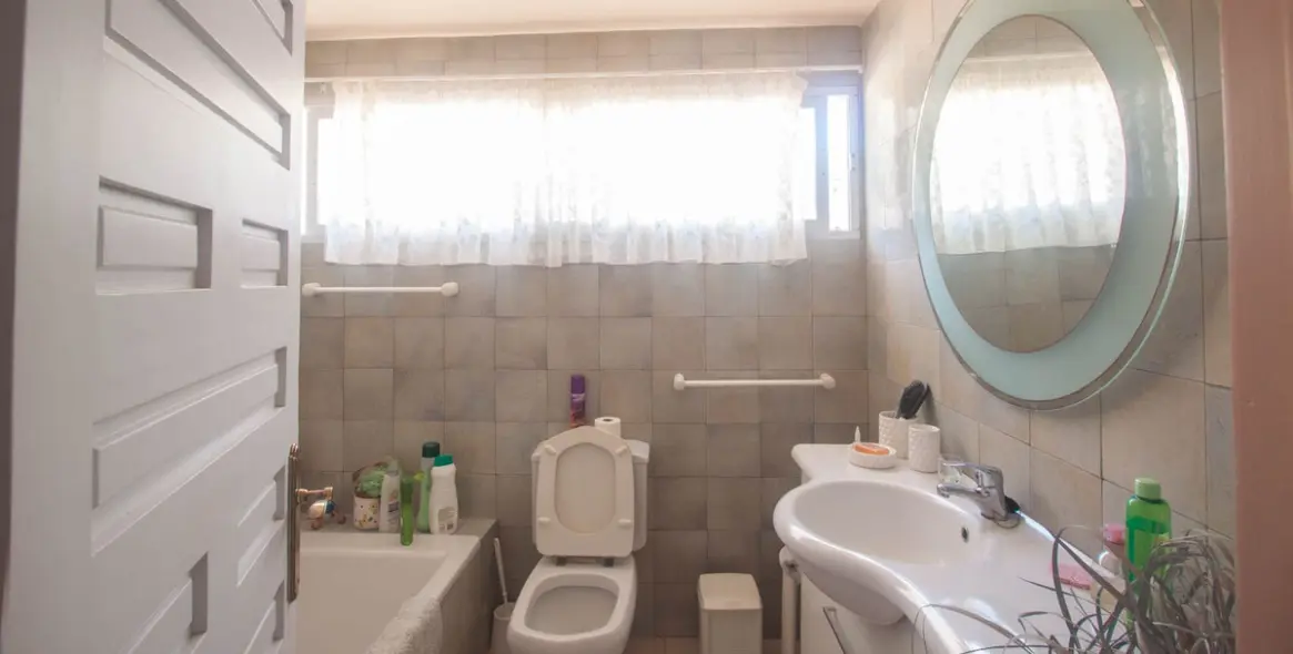 Venta de villa independiente en Estepona 12