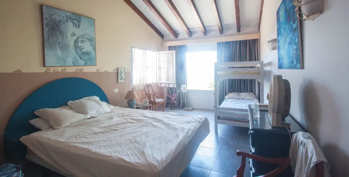 Venta de villa independiente en Estepona 13