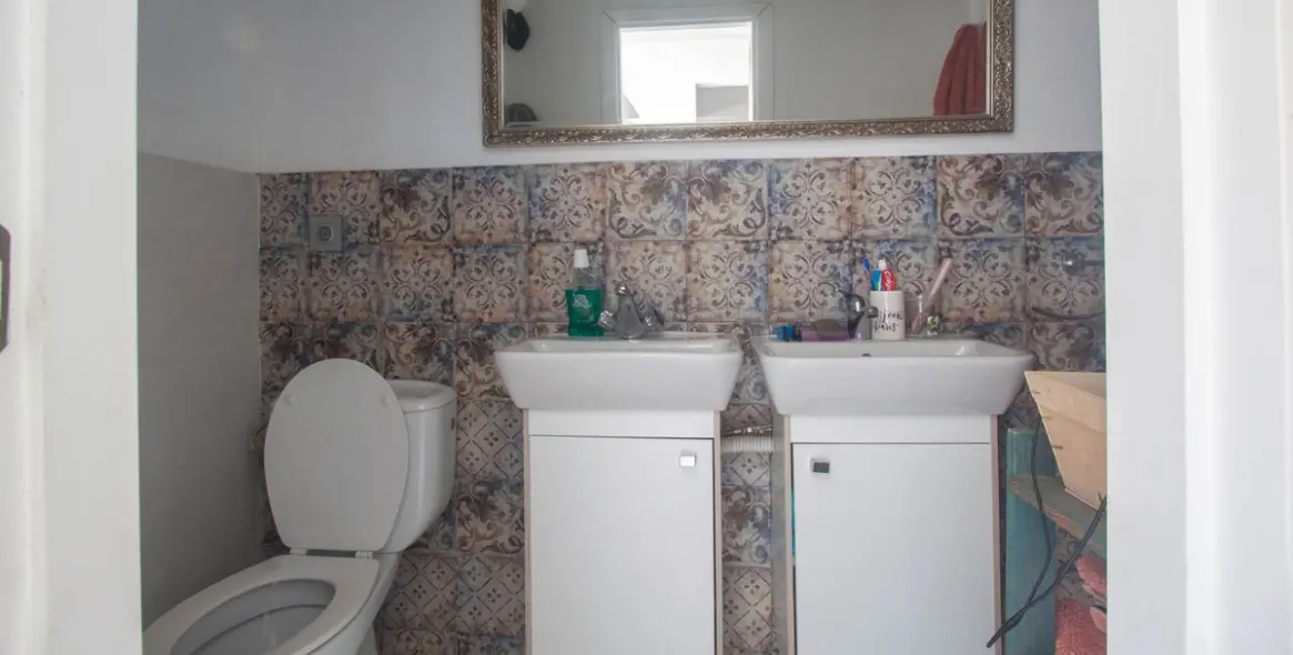 Sale of detached villa in Estepona 21