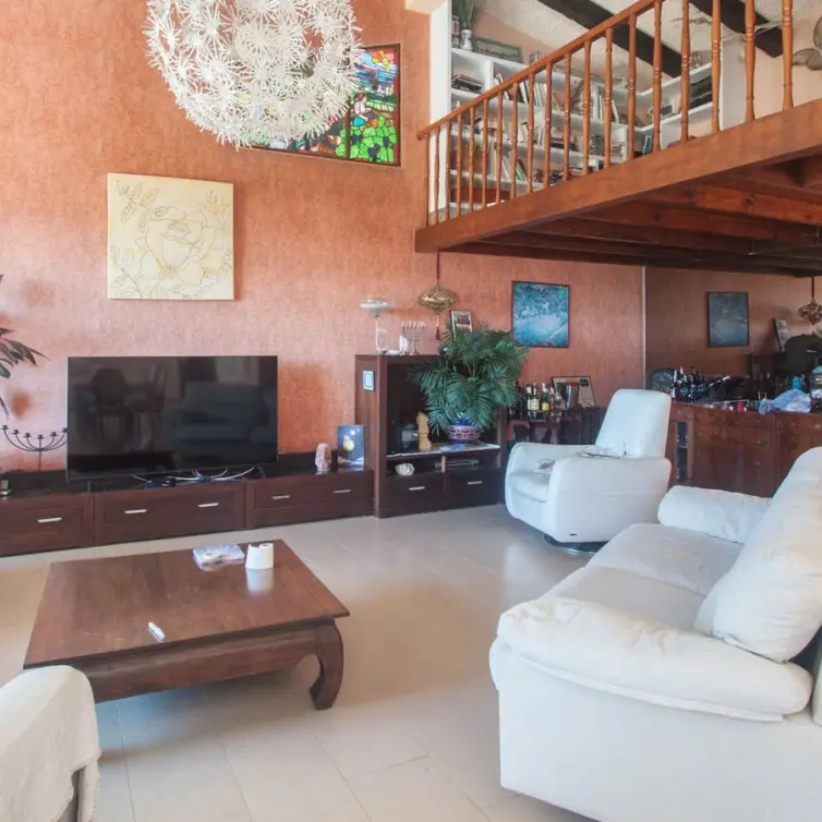 Venta de villa independiente en Estepona