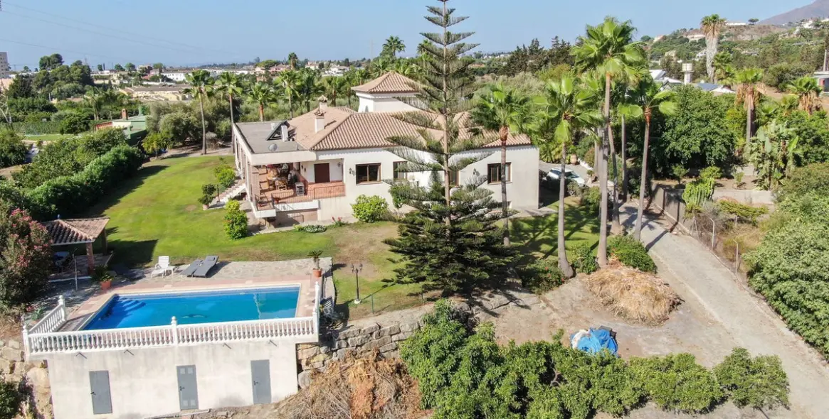 Продажа финки в Estepona 2