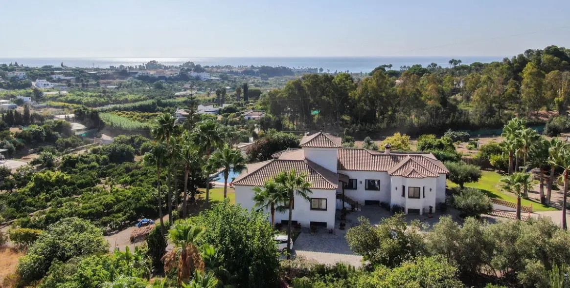 Продажа финки в Estepona 3