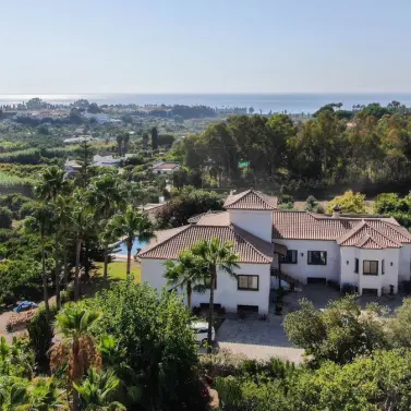 Продажа финки в Estepona