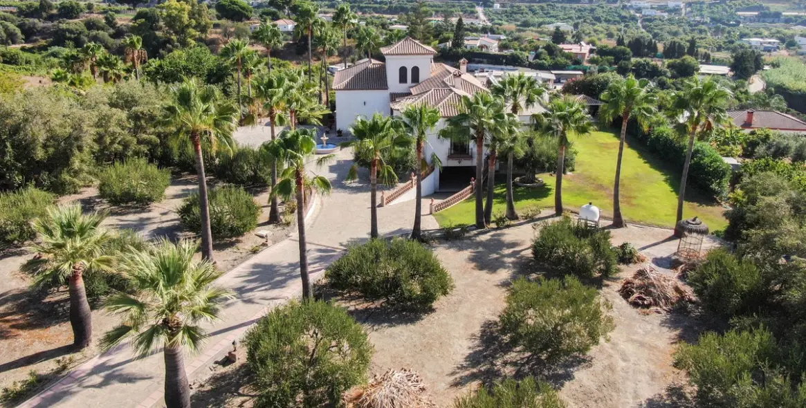 Продажа финки в Estepona 4