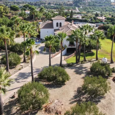 Продажа финки в Estepona