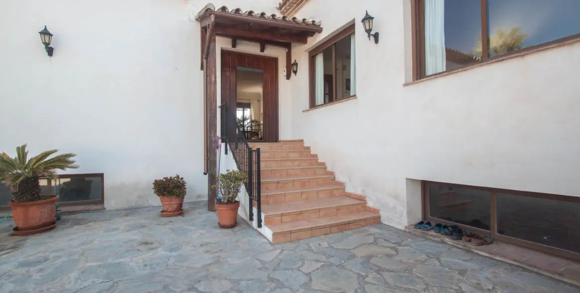 Продажа финки в Estepona 6