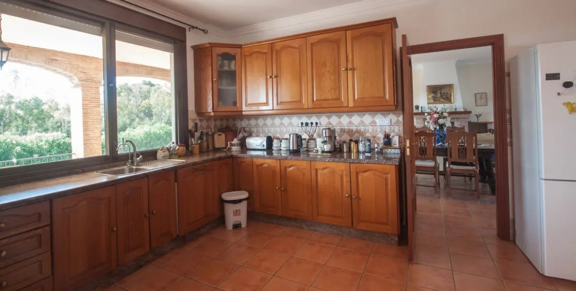 Продажа финки в Estepona 14