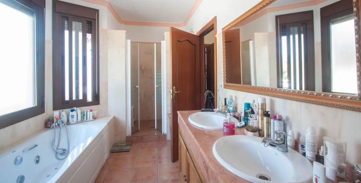 Продажа финки в Estepona 18